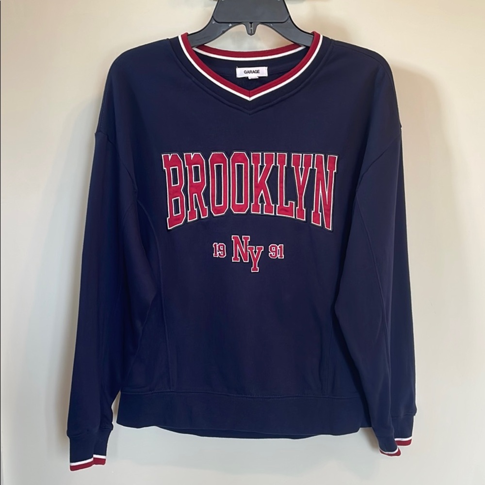 Garage Brooklyn NY 1991 Navy Varsity Sweatshirt XS V-Neck Retro Pullover - Picture 1 of 9